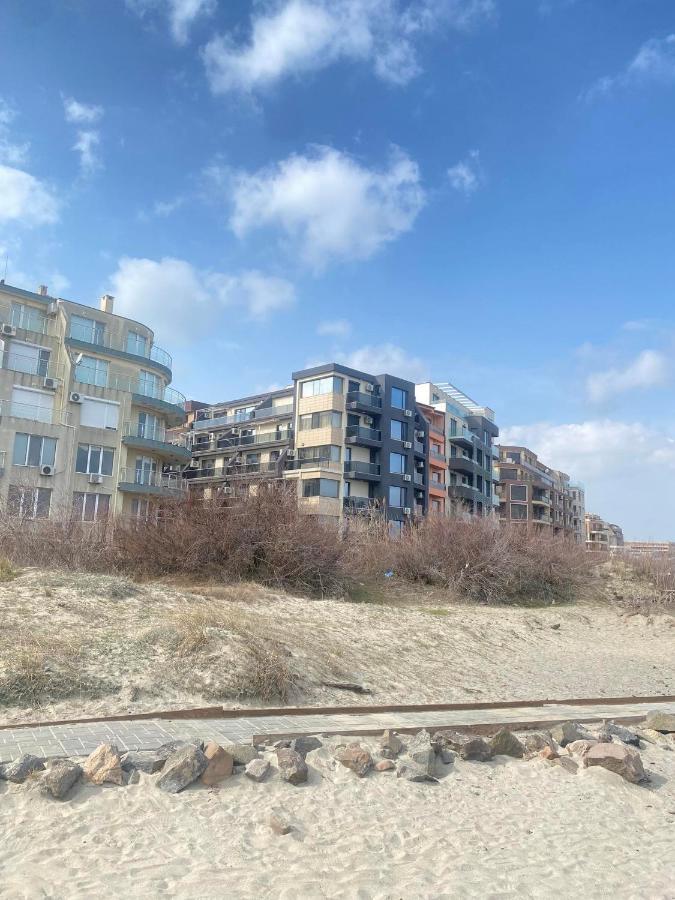 Sea View Apartment With Free Parking بوموري المظهر الخارجي الصورة