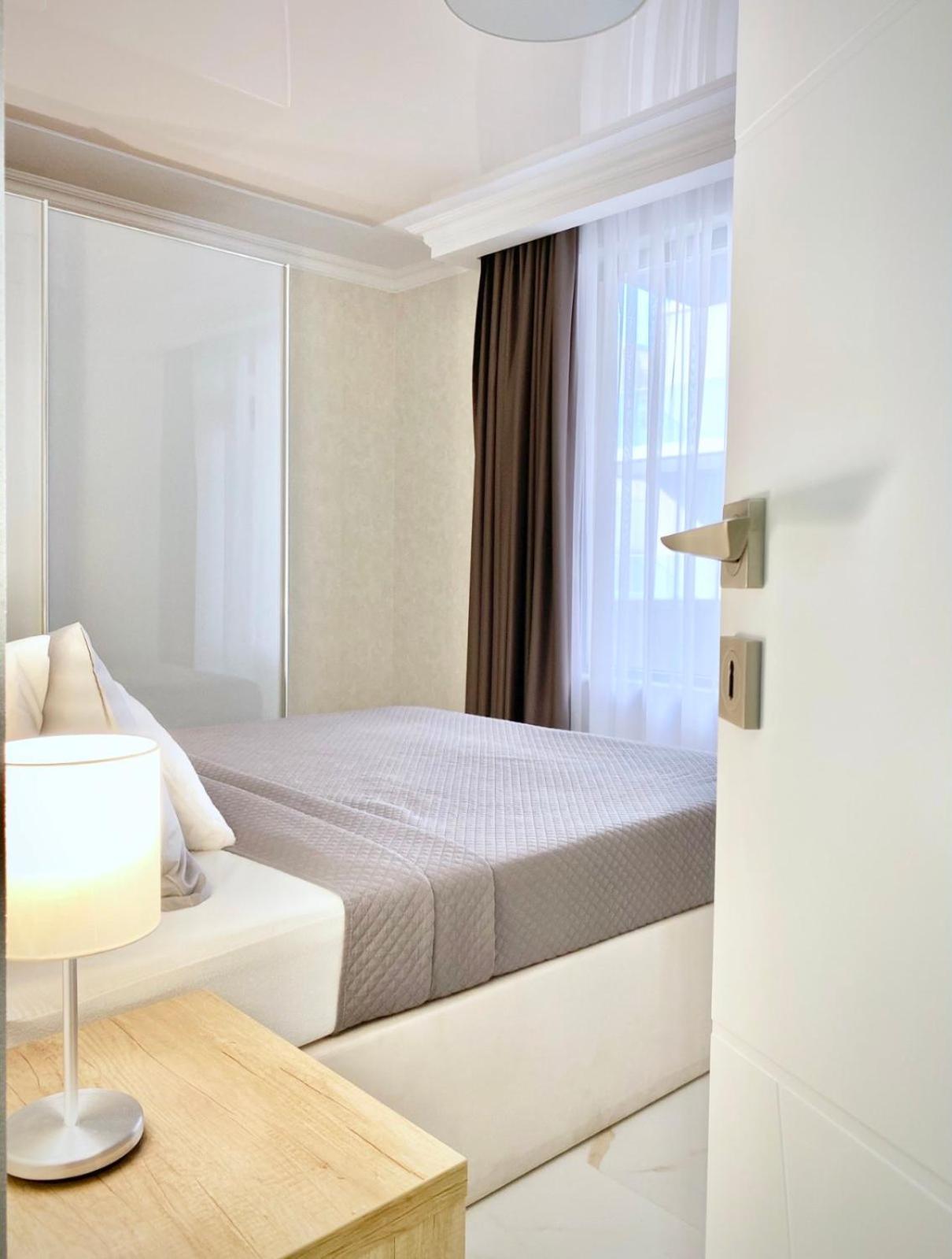 Sea View Apartment With Free Parking بوموري المظهر الخارجي الصورة